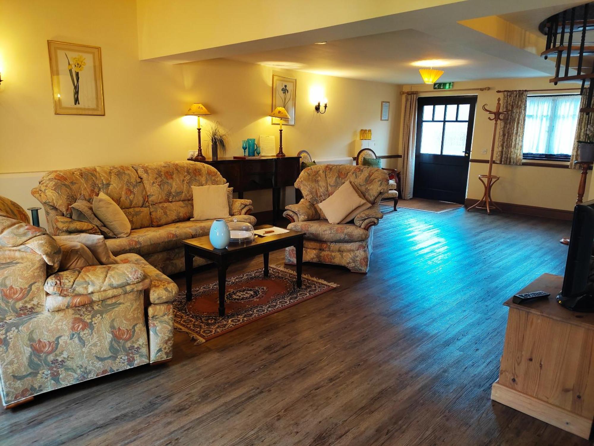 The Old Stables Self Catering Villa Salisbury Bagian luar foto