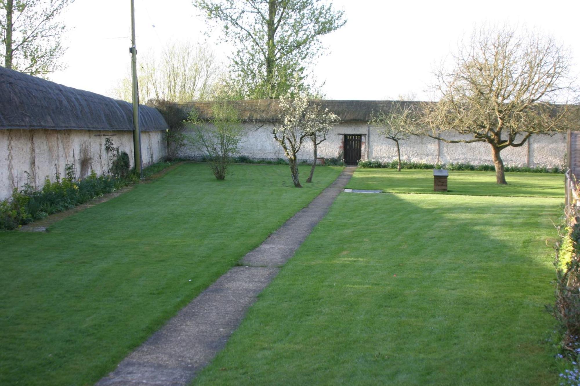 The Old Stables Self Catering Villa Salisbury Bagian luar foto