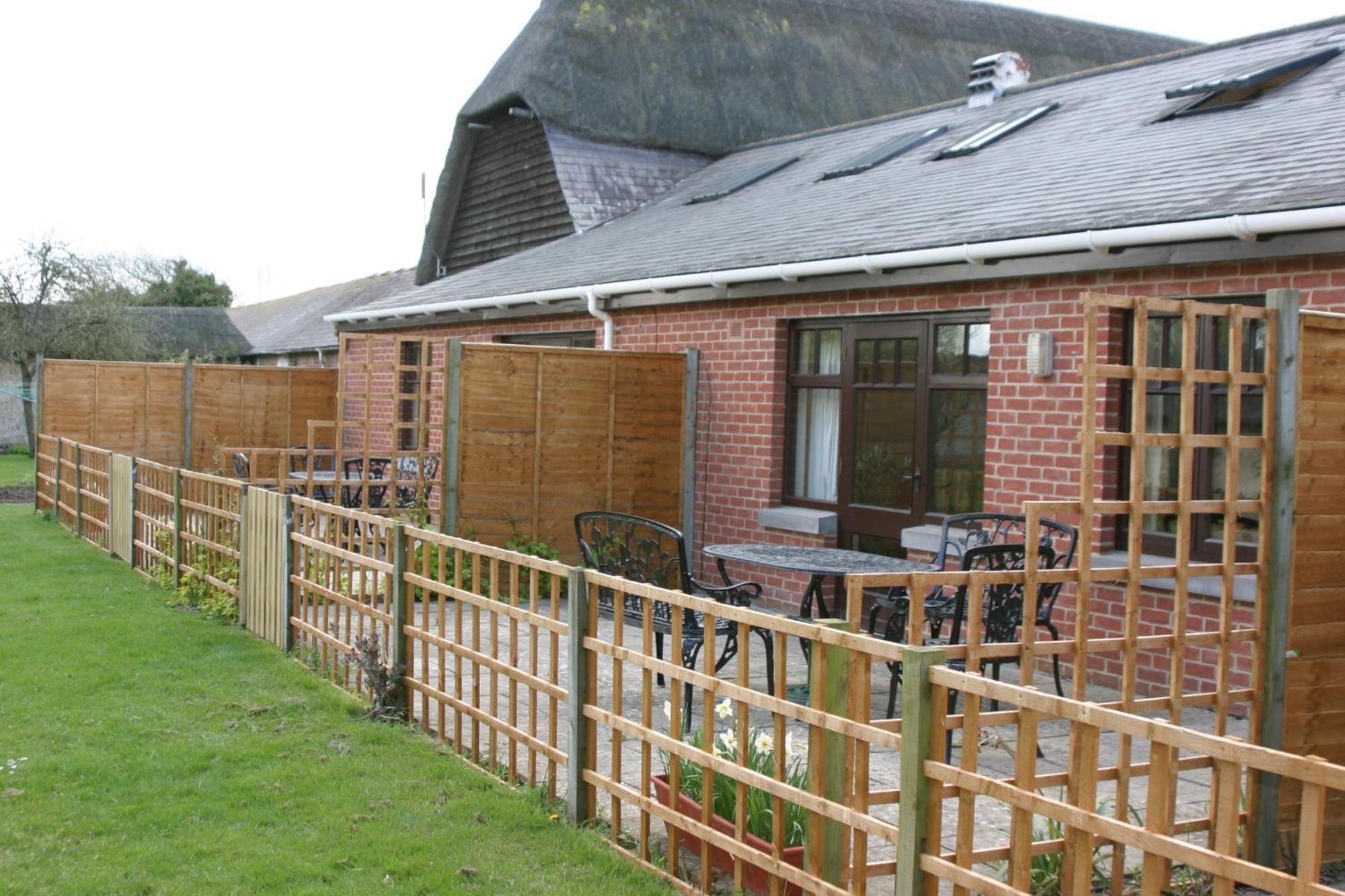 The Old Stables Self Catering Villa Salisbury Bagian luar foto