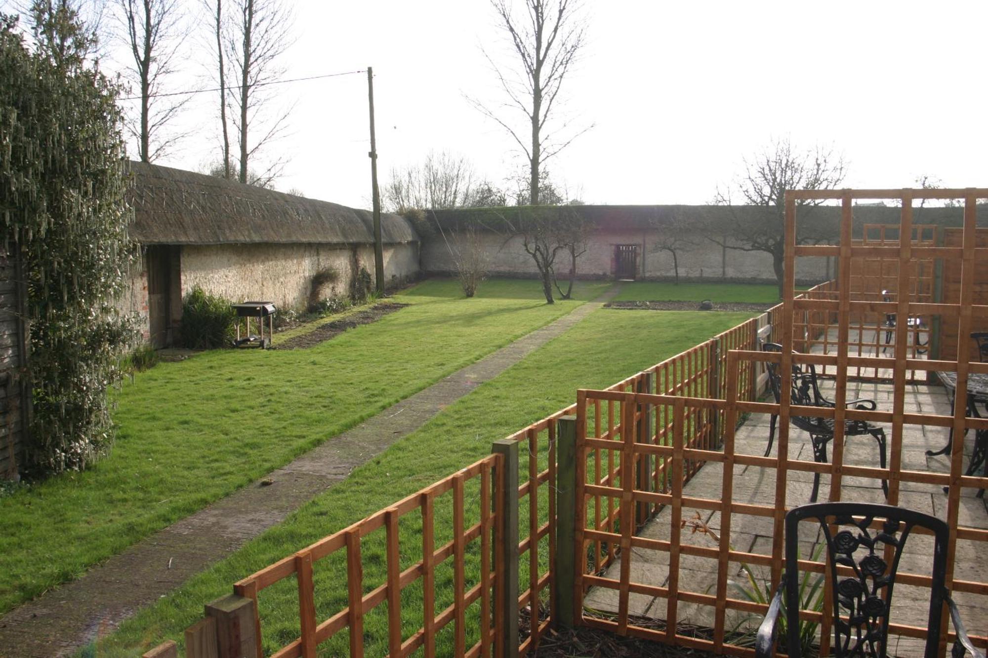 The Old Stables Self Catering Villa Salisbury Bagian luar foto